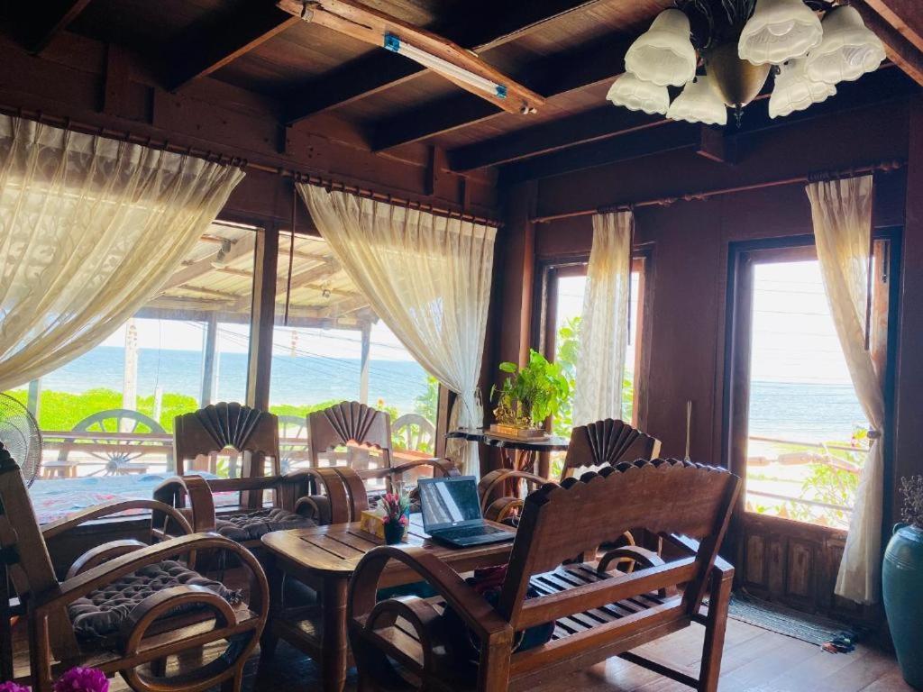 The Sunrise Beach Cafe And Guesthouse Ban Tha Khoi Exterior foto