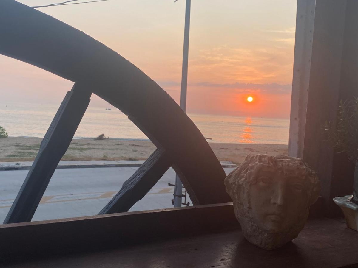 The Sunrise Beach Cafe And Guesthouse Ban Tha Khoi Exterior foto